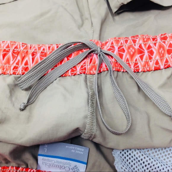 Columbia Drawstring Outdoor Tan Short Size (L) - Picture 6 of 7
